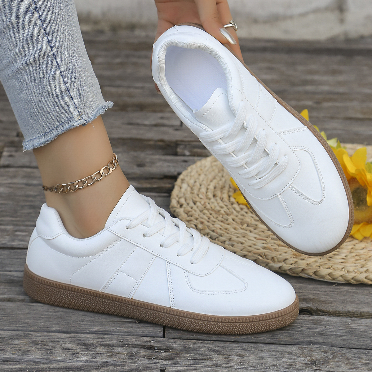 Ladies' casual white sports sh - Sewing Cotton ulasan dan harga
